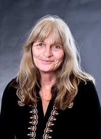 Headshot of Louise Coats