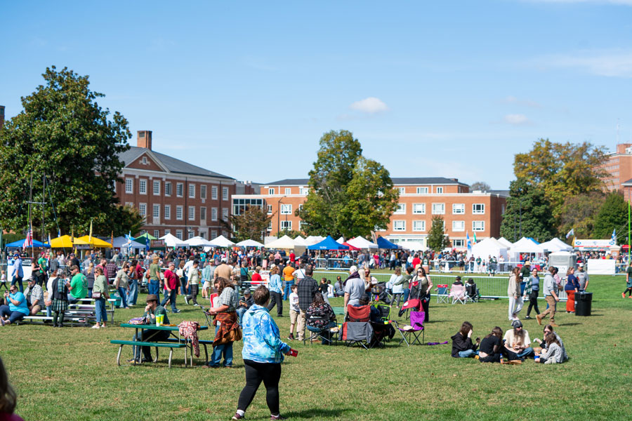 highlanders festival bagpipes