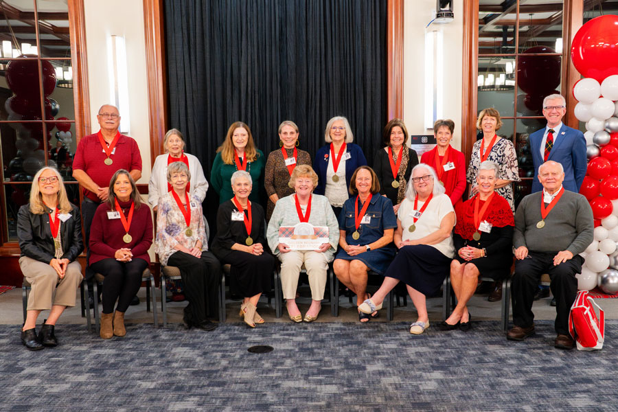 Golden Reunion dinner participants